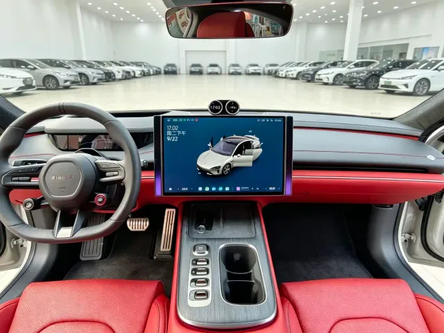 Xiaomi SU7 — Фото автомобиля 9