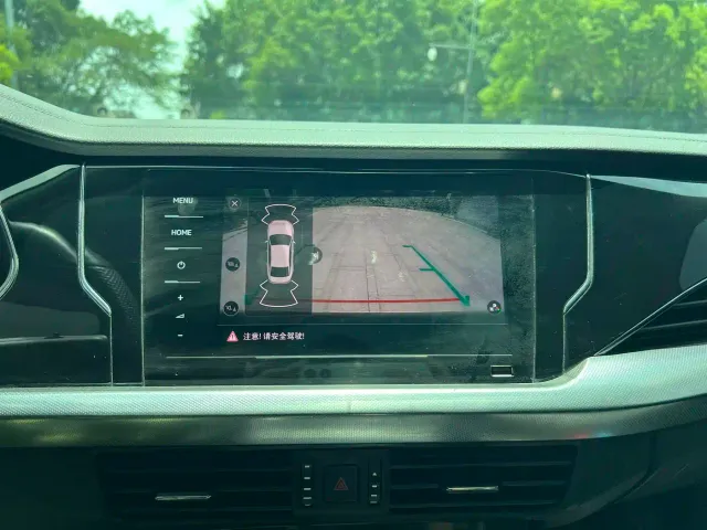 Volkswagen Passat — Фото автомобиля 12