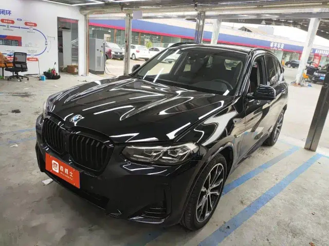 Фотография автомобиля — BMW X3