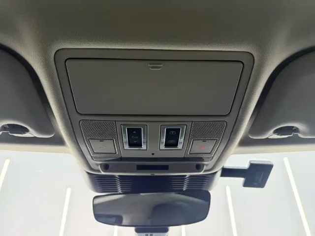 Land Rover Range Rover Evoque — Фото автомобиля 17