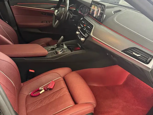 BMW 5 Series — Фото автомобиля 7
