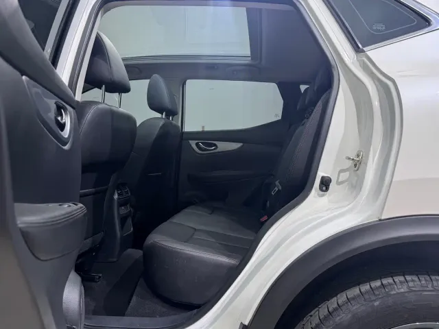 Nissan Qashqai — Фото автомобиля 11