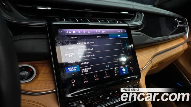 Jeep Cherokee Grand Cherokee(WL) L 3.6 Summit Reserve — Фото автомобиля 16