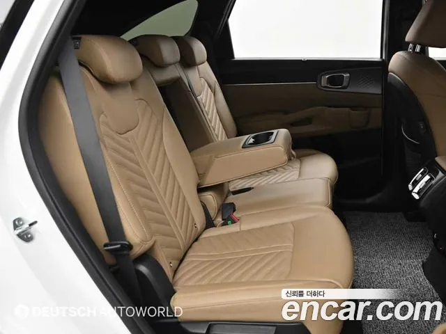 Kia Sorento Новый Sorento 4 поколение Бензин 2.5T 2WD — Фото автомобиля 17
