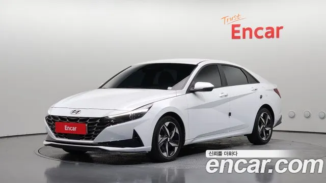 Фотография автомобиля — Hyundai Avante CN7