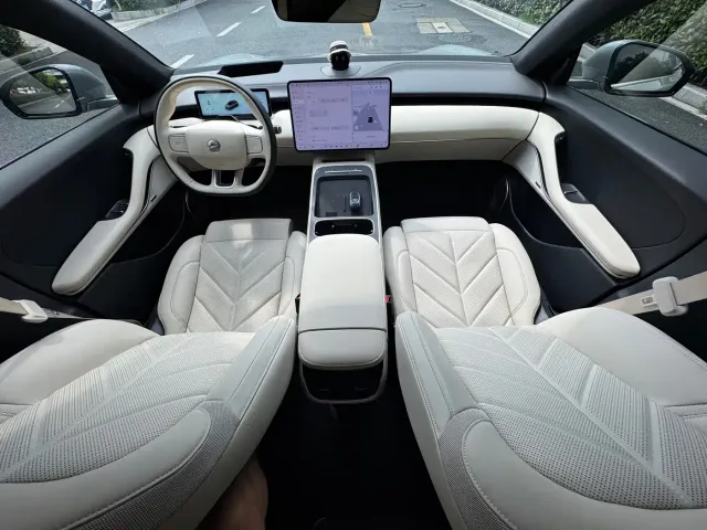 Nio ET5 Touring — Фото автомобиля 6