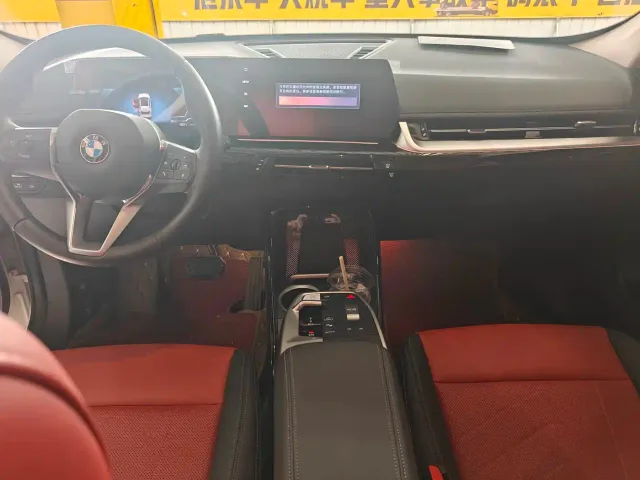 BMW X1 — Фото автомобиля 4
