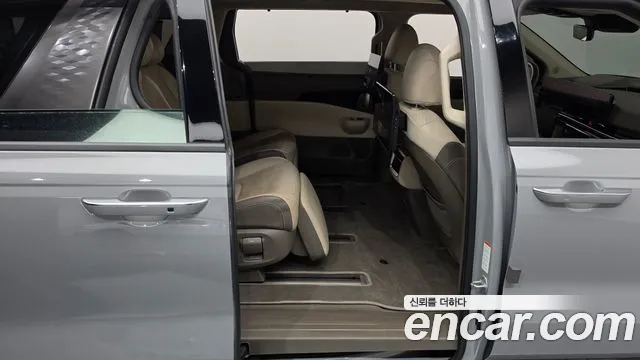 Kia Carnival 4th Gen — Фото автомобиля 17