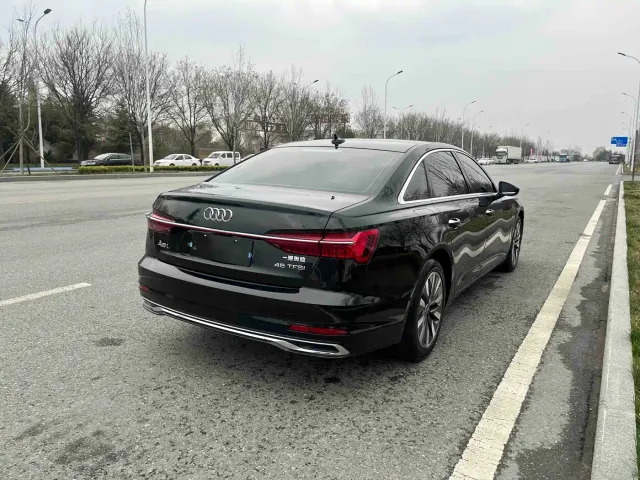 Audi A6L — Фото автомобиля 20