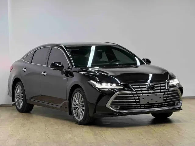 Toyota Avalon — Фото автомобиля 3