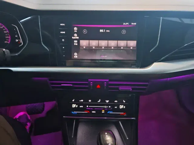 Volkswagen Passat — Фото автомобиля 12
