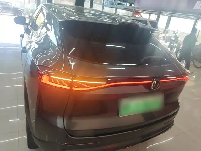 Changan UNI-Z — Фото автомобиля 5