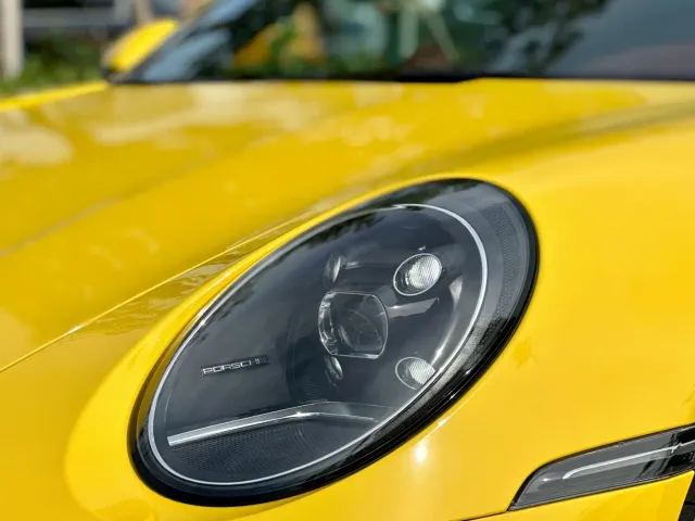 Porsche 911 — Фото автомобиля 23
