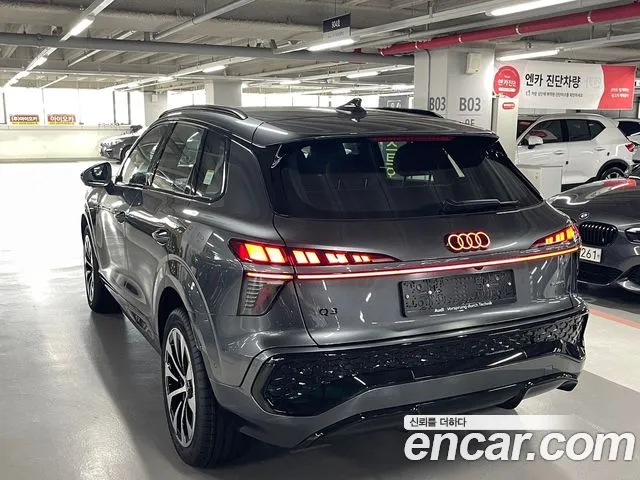 Audi Q3 TFSI quattro S Line Black Edition — Фото автомобиля 5