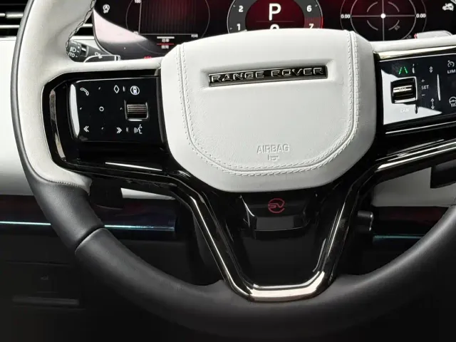 Land Rover Range Rover Sport — Фото автомобиля 7