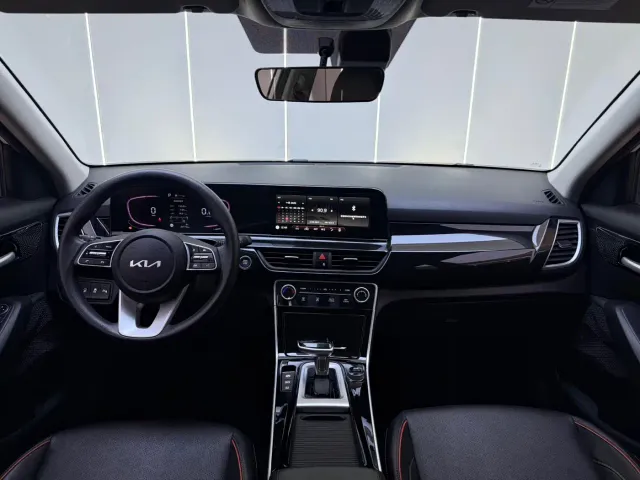Kia Seltos — Фото автомобиля 5