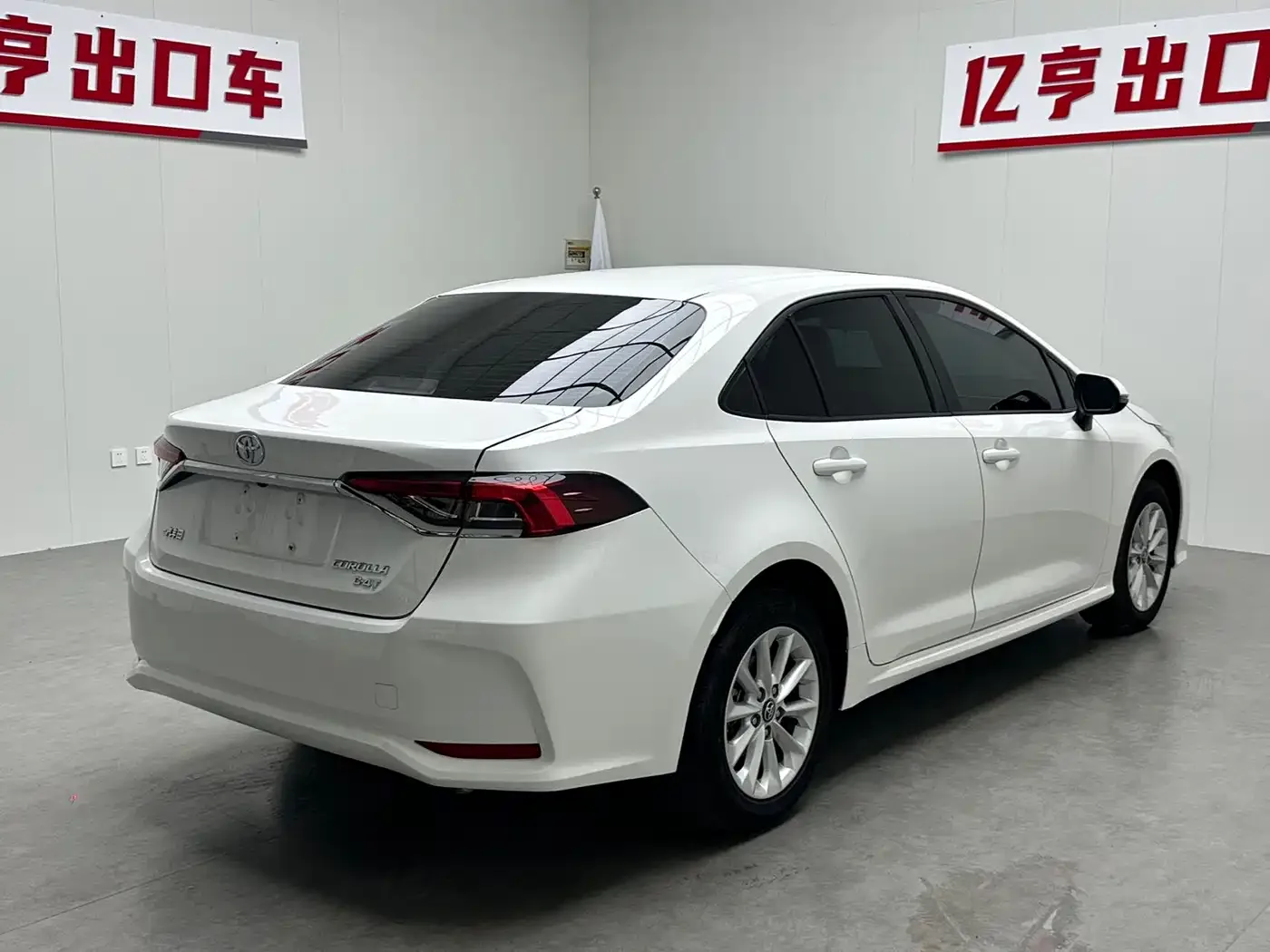 Toyota Corolla 2021 1.2T S-CVT Elite Edition — Фото автомобиля 16