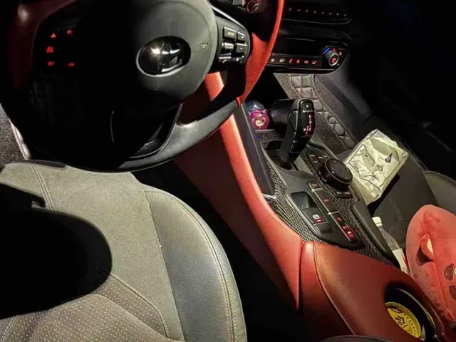 Toyota Supra — Фото автомобиля 3
