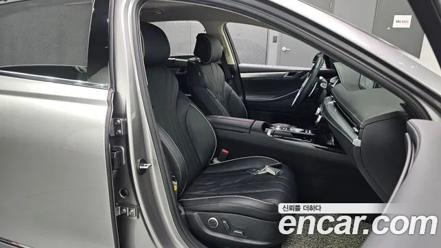 Genesis G80 RG3 — Фото автомобиля 16