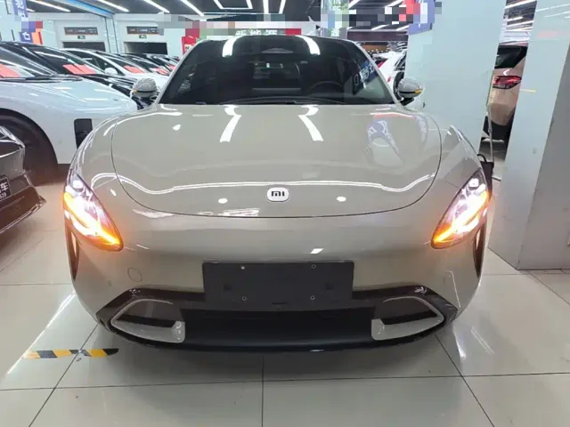 Xiaomi SU7 — Фото автомобиля 2
