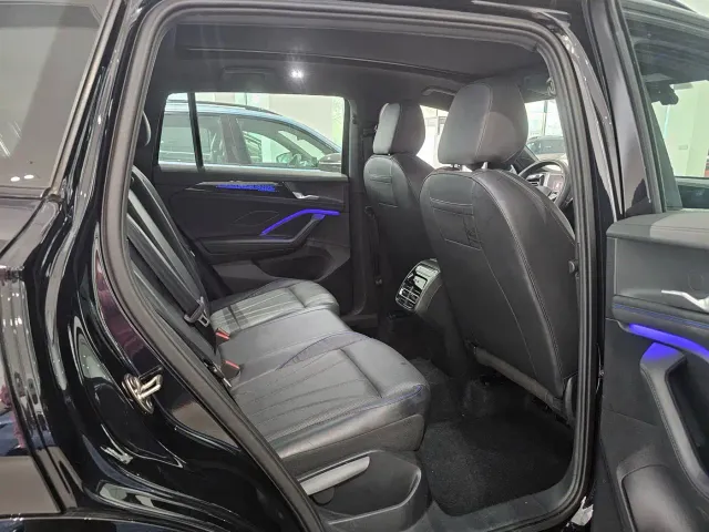 Volkswagen Tiguan L — Фото автомобиля 5