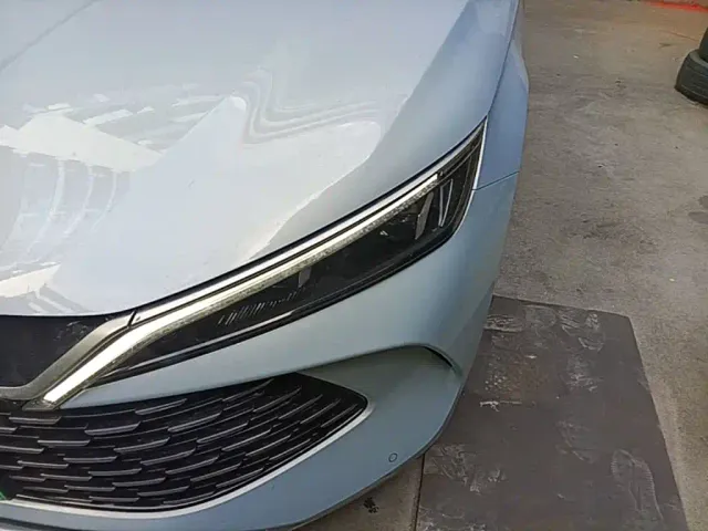 BYD Qin L — Фото автомобиля 23