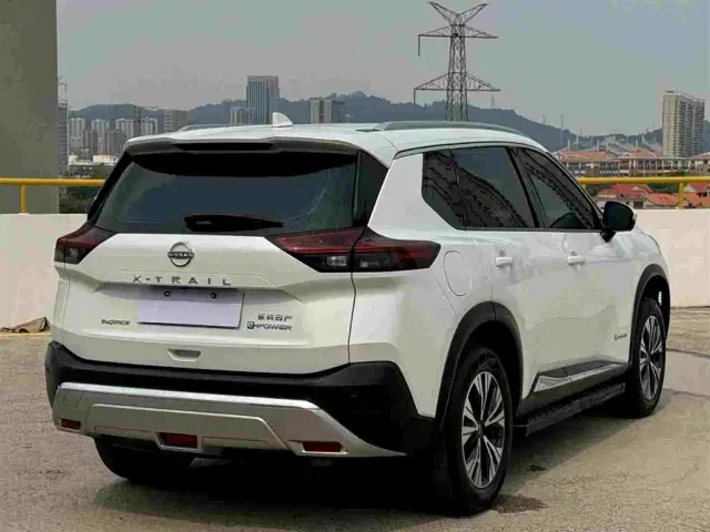 Nissan X-Trail — Фото автомобиля 6