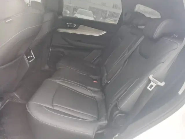 Chery Tiggo 8 — Фото автомобиля 16