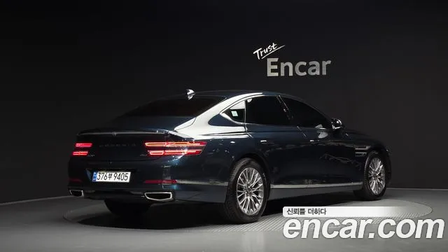 Фотография автомобиля — Genesis G80 RG3