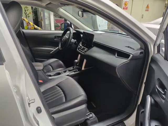 Toyota Corolla Cross — Фото автомобиля 9