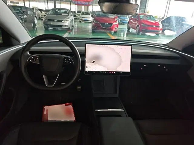 Tesla Model 3 2023 Rear-Wheel Drive — Фото автомобиля 9