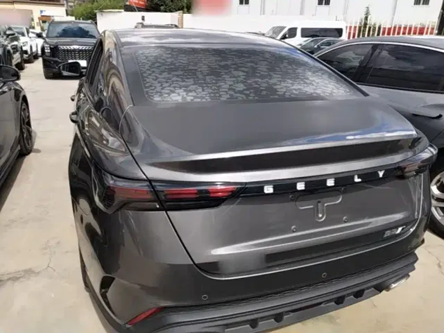 Geely Binrui — Фото автомобиля 5