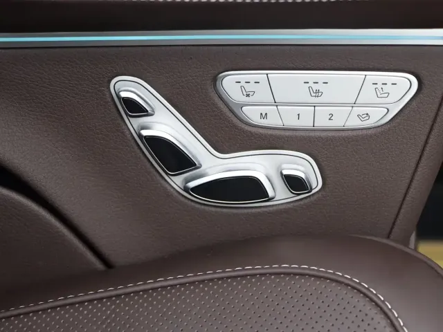 Mercedes-Benz V-Class — Фото автомобиля 18
