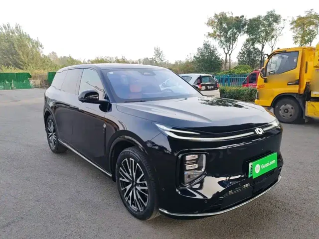 Changan Qiyuan Q07 — Фото автомобиля 3