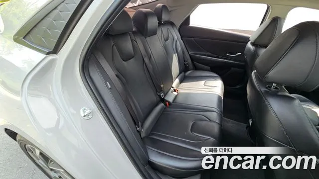 Hyundai AVANTE Новый Avante (CN7) 1.6 LPi (Для проката) — Фото автомобиля 11