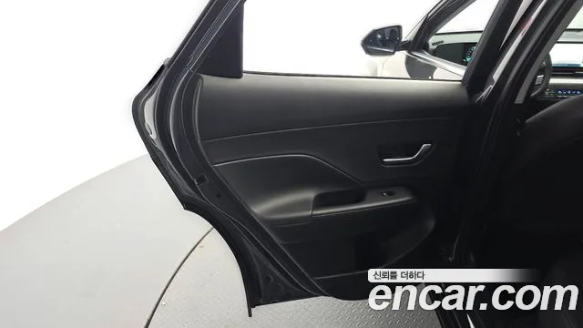 Hyundai Kona SX2 — Фото автомобиля 14