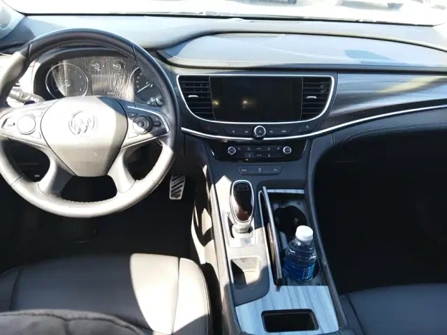 Buick LaCrosse — Фото автомобиля 12