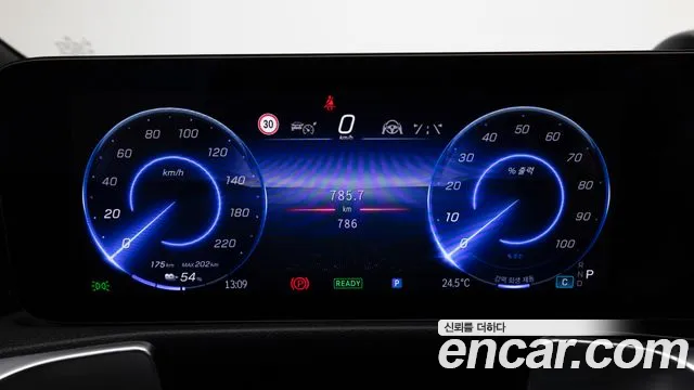 Mercedes-Benz EQB X243 — Фото автомобиля 8