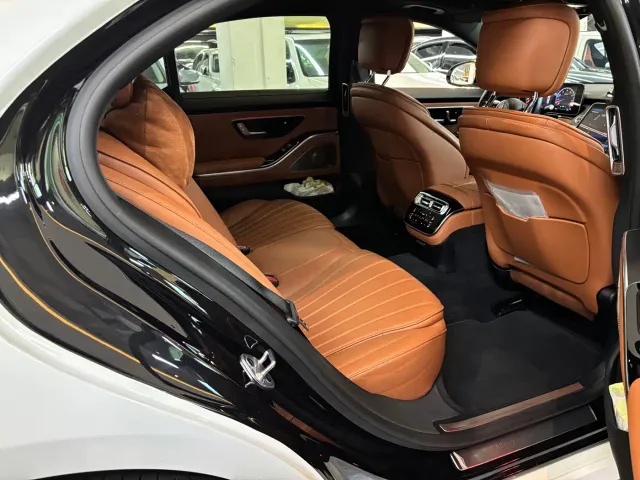 Mercedes-Benz S-Class — Фото автомобиля 7