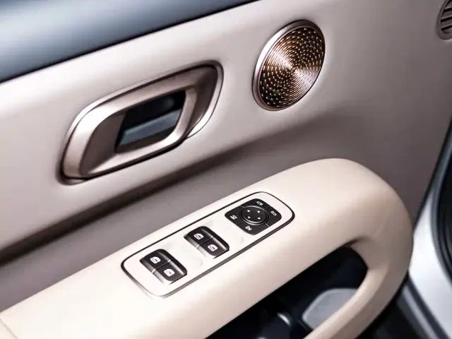 Li Auto i6 — Фото автомобиля 17