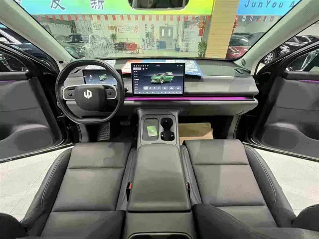 Leapmotor C16 — Фото автомобиля 6