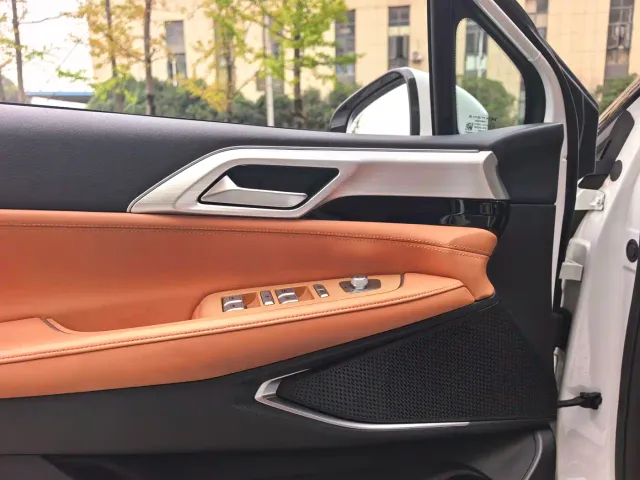 Xpeng P5 — Фото автомобиля 5
