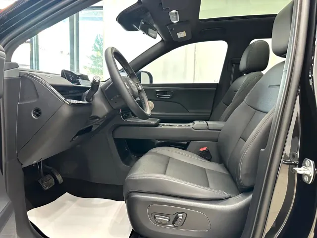 Toyota BoZhi 3X — Фото автомобиля 7