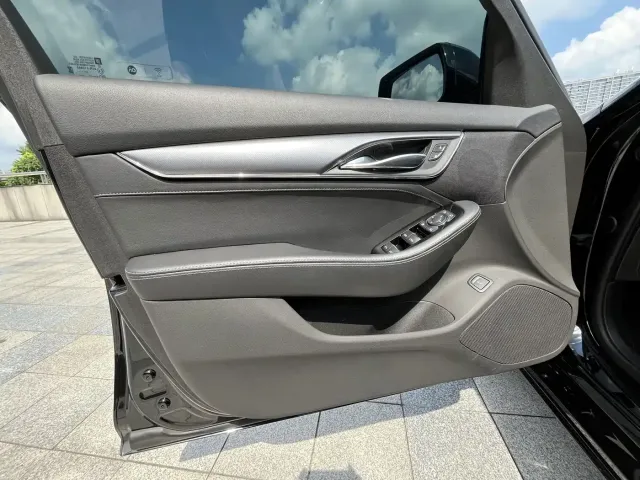 Cadillac CT5 — Фото автомобиля 12