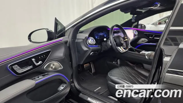 Mercedes-Benz EQS — Фото автомобиля 10
