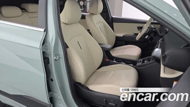 Hyundai Kona SX2 — Фото автомобиля 16