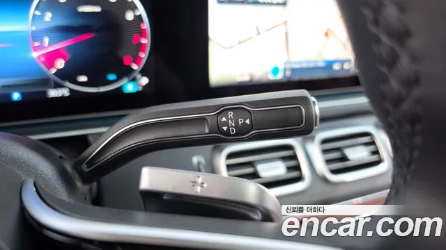 Mercedes-Benz GLE-Class — Фото автомобиля 9