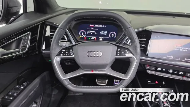 Audi Q4 e-tron F4 — Фото автомобиля 19