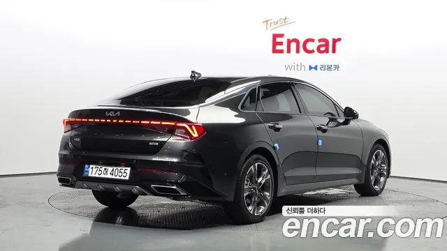 Kia K5 Signature — Фото автомобиля 2