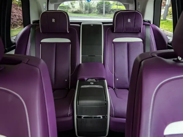 Rolls-Royce Cullinan — Фото автомобиля 14